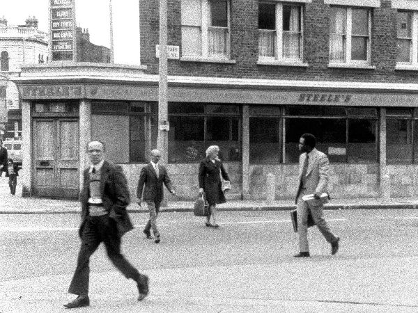 John-Smith-The-Girl-Chewing-Gum-1976
